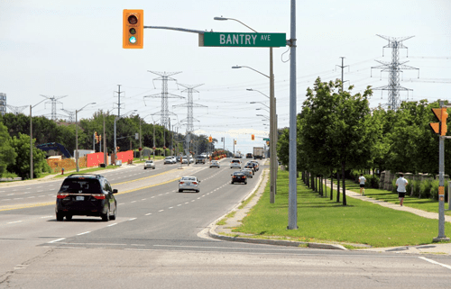 Knowing If You Should Stop or Go When the Green Light Changes to Yellow 